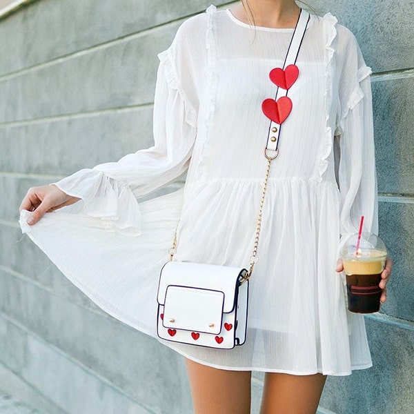 Summer travel crossbody bags just make everything easier | Pakapalooza