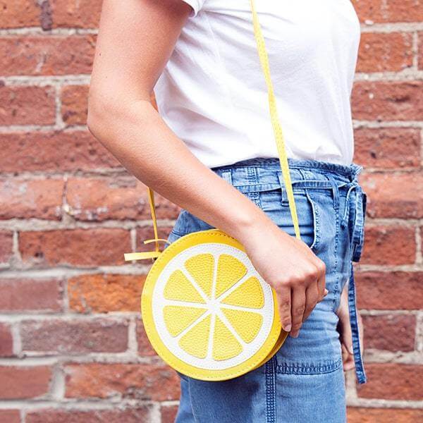 Guide to Buying and Wearing Your Best Crossbody Bag | Pakapalooza